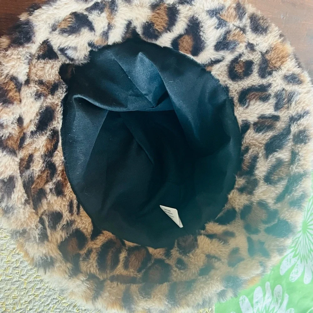 ED HARDY Love Kills Slowly Leopard Print Faux Fur Bucket Hat NWT